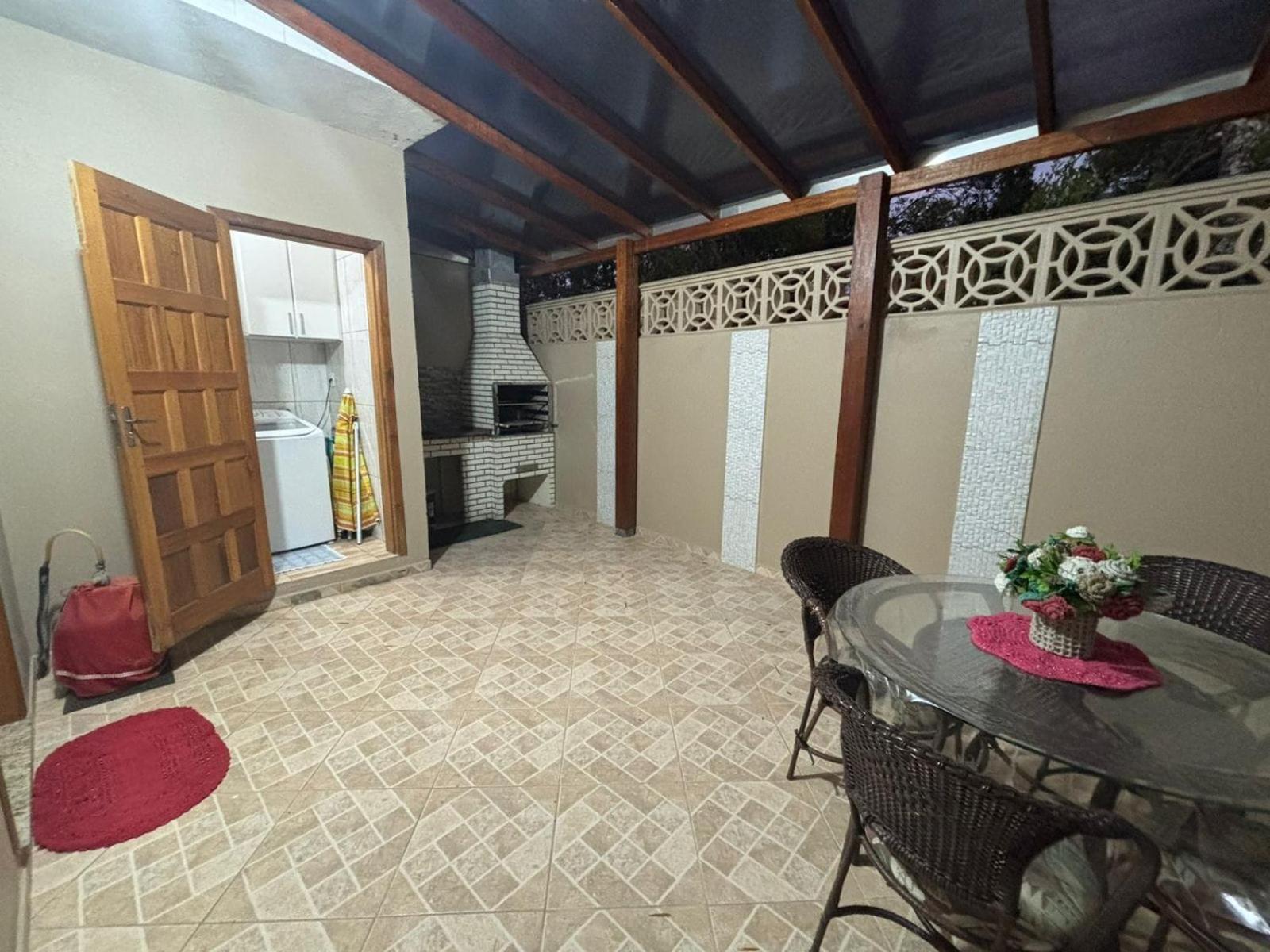 Casa De Praia Бомбиньяс Экстерьер фото